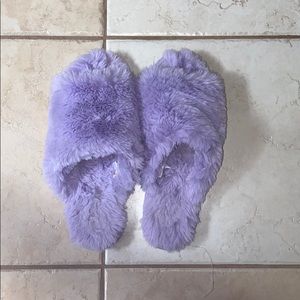 Fluffy Lavender open toe slippers